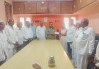 कोथळीतील अपघातग्रस्त कुटुंबाला जिल्हा बँकेकडून दोन लाखांचा विम्याचा धनादेश प्रदान