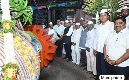 शरद सहकारी साखर कारखान्याच्या २५ व्या गळीत हंगामाचा रोलर पूजन सोहळा उत्साहात
