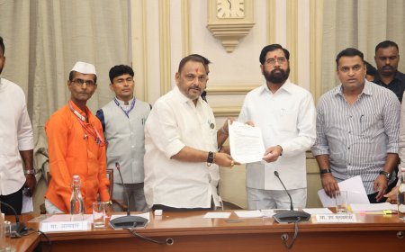 शिरोळ नगरपरिषदेतील चतुर्थ श्रेणी कर्मचाऱ्यांना नगरपरिषदेत वर्ग करण्याचे आदेश